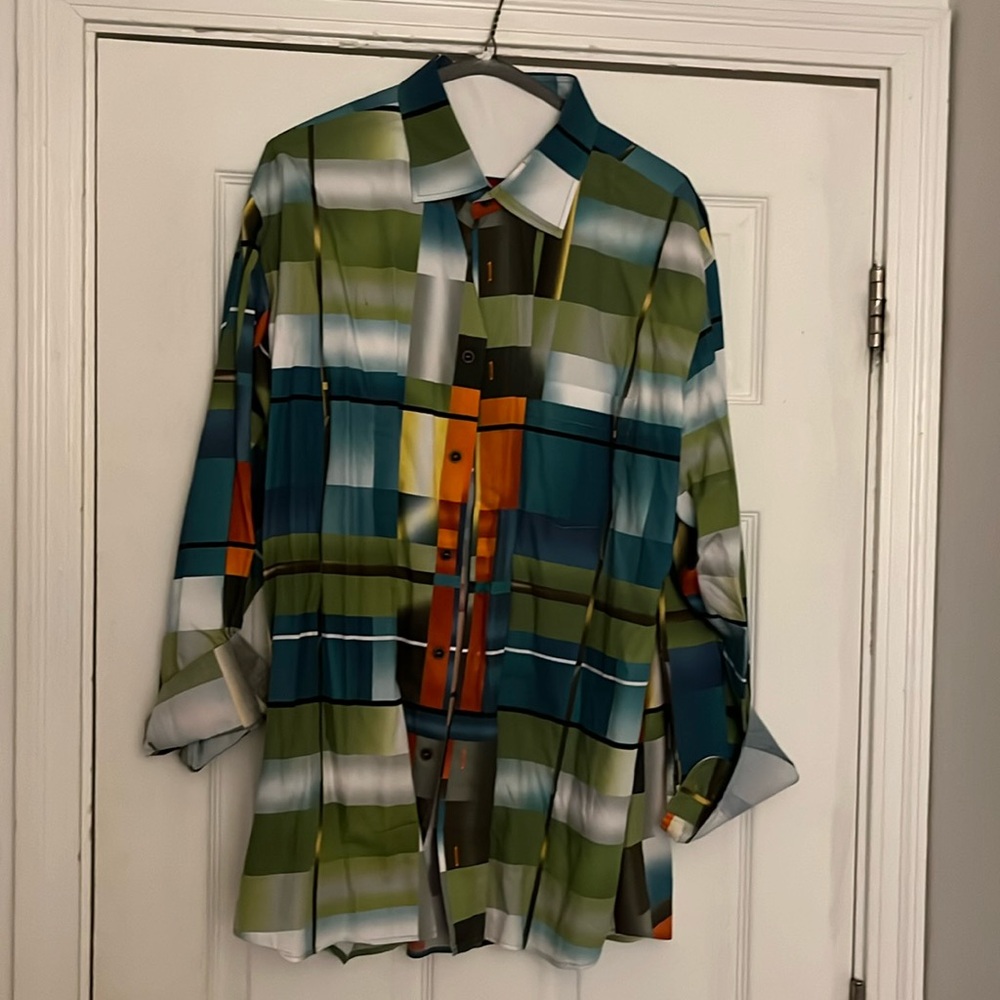 Signum long sleeve button down shirt